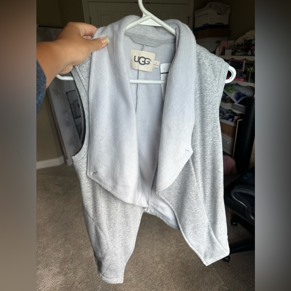 Ugg Soft Vest Coverup- Size: Small